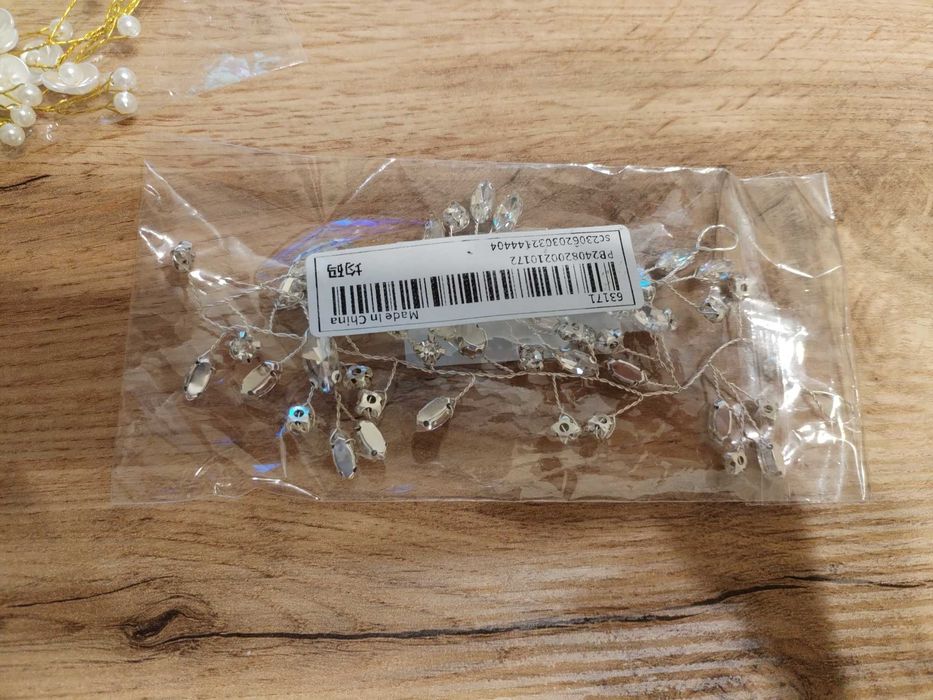 Продавам аксесоари за коса