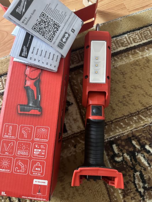 Lampa de inspectie Milwaukee m 18 IL