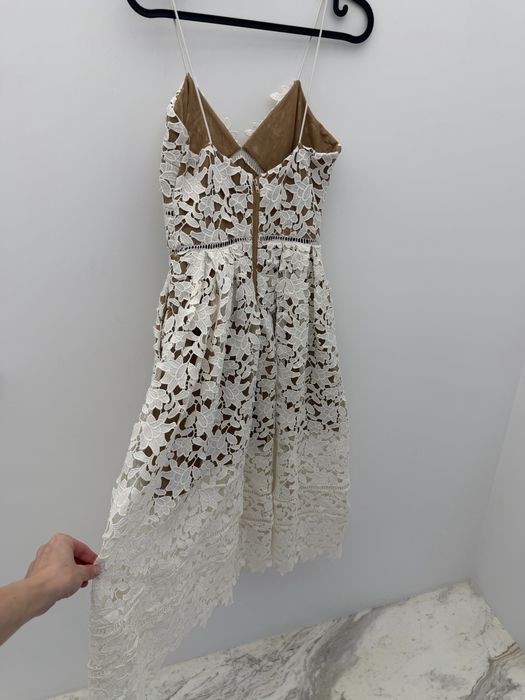 Дантелена рокля Sistaress