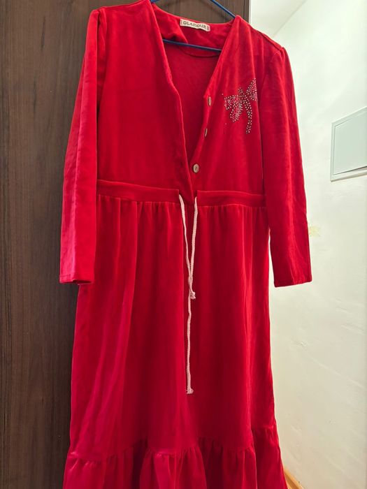 Көйлектер сатылады