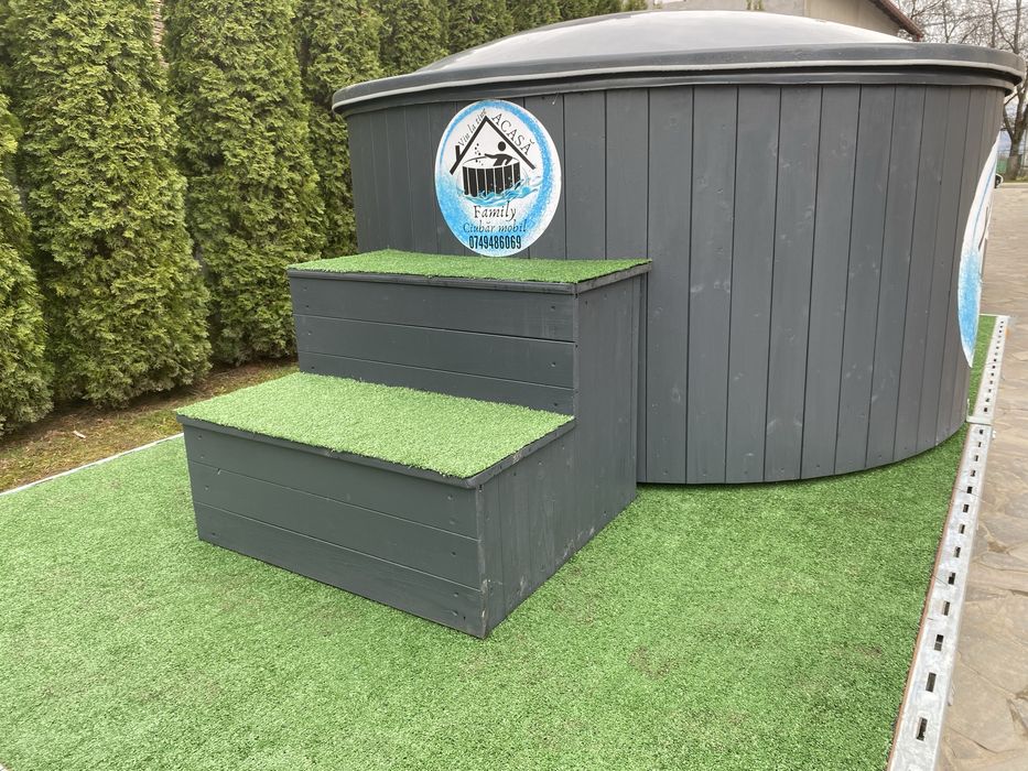 Ciubǎr mobil de închiriat