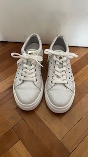 Дамски бели сникърси ест. кожа стелка 24 см