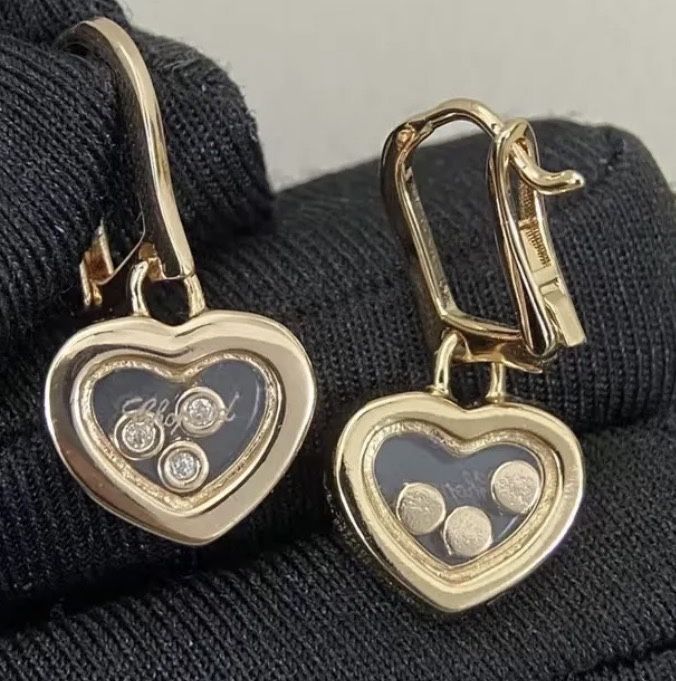 Нови обеци Chopard happy diamonds