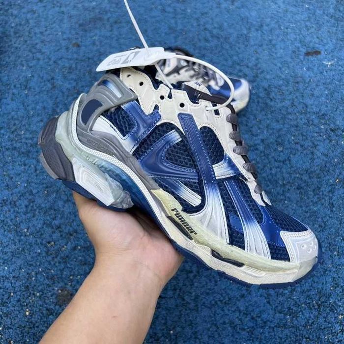 Balenciaga Runner - Navy/Blue