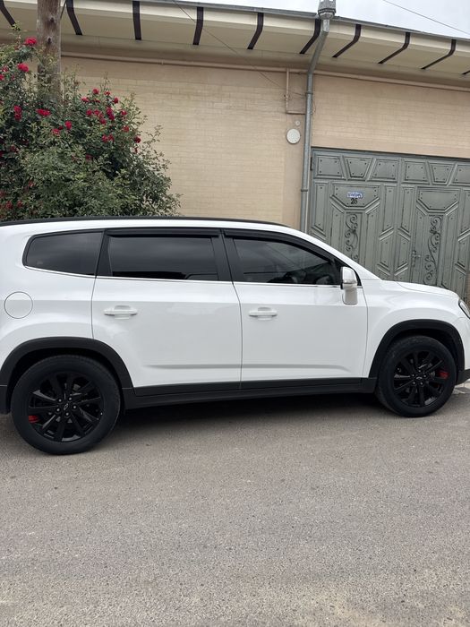 Chevrolet Orlando 2015 — 3