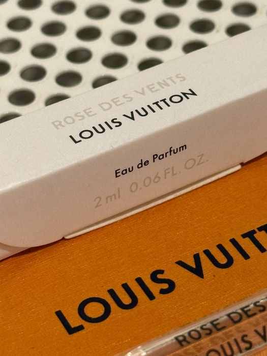 Mostră parfum Louis Vuitton Rose des Vents