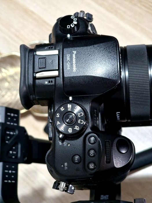 Panasonic Lumix gh4 +25mm f.1.4
