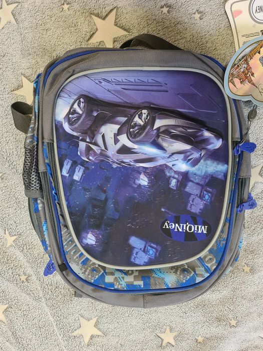 Продам рюкзак школьный для мальчика