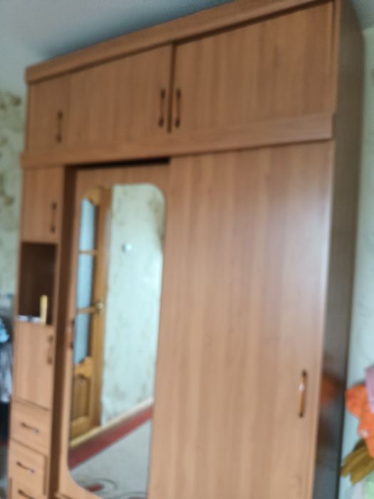 Продам шкаф купе
