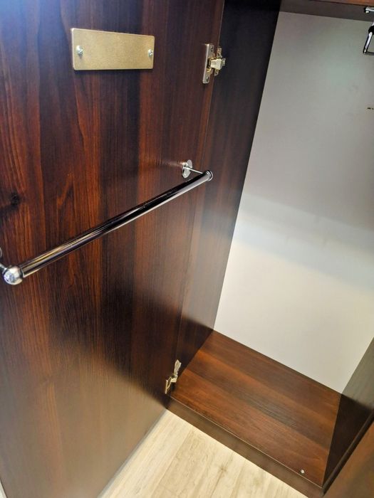 Новый Универсальный шкаф