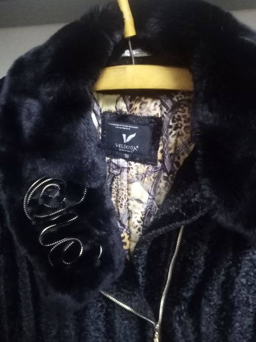 Продам шубу под каракуль