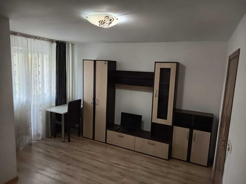 Proprietar inchiriez garsoniera ultramoderna-Piata Minis