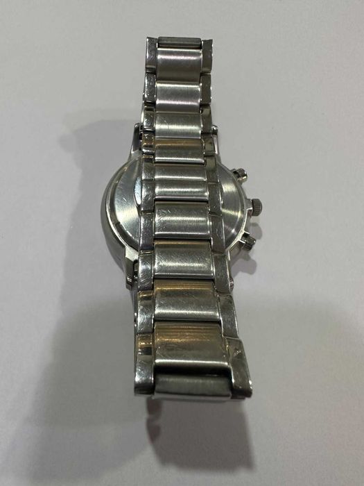 Продавам Emporio Armani AR2434