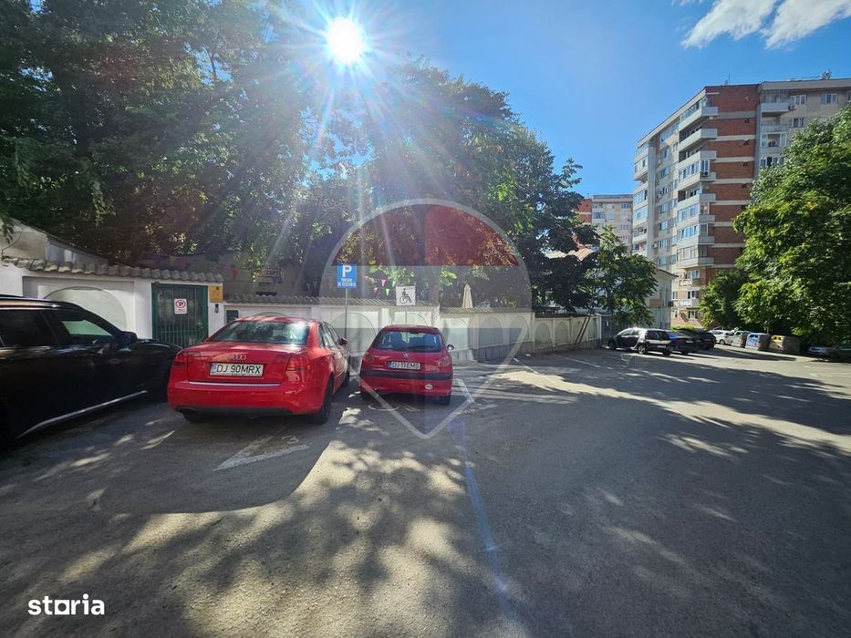 Casă / Vilă cu teren de inchiriat Km 0 langa Primarie