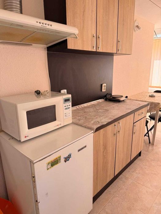 Студио " Мими " в старата част на града