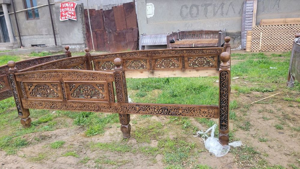 Besetka suri kravat chorpiya