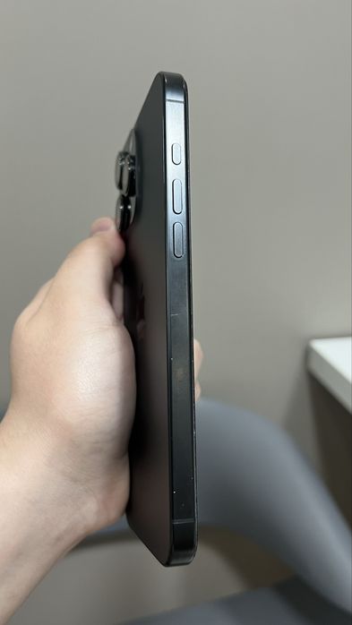 Iphone 16 pro max | 256 GB | E-SIM