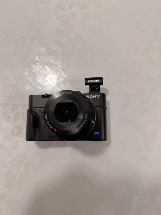 Фотоаппарат Sony rx100 m2