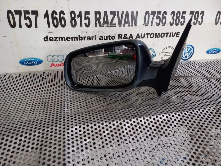 Oglinda Stanga Manuala Vw Golf 4 lV Oglinda Vw Golf 4 - Dezmembrari Arad
