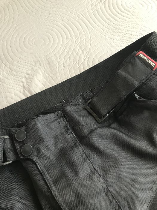 Яке и панталон за мотор