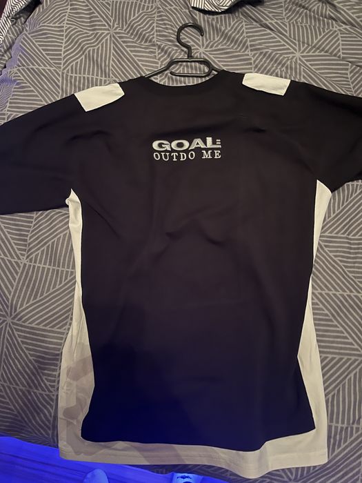 Луда тениска G.O.A.T