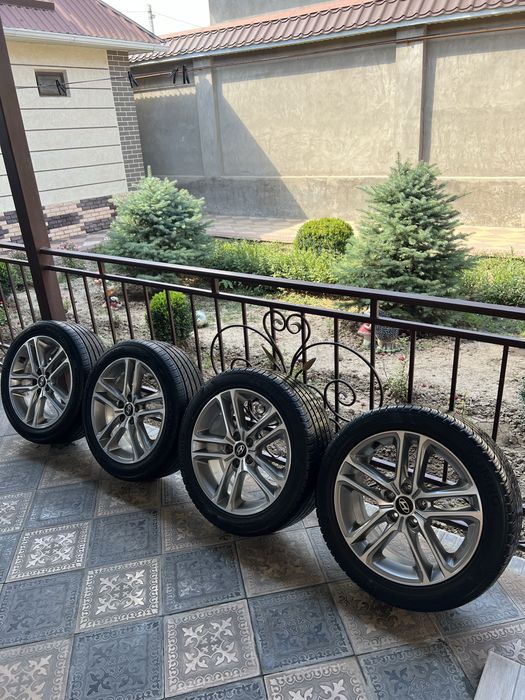 Продается диски и шины