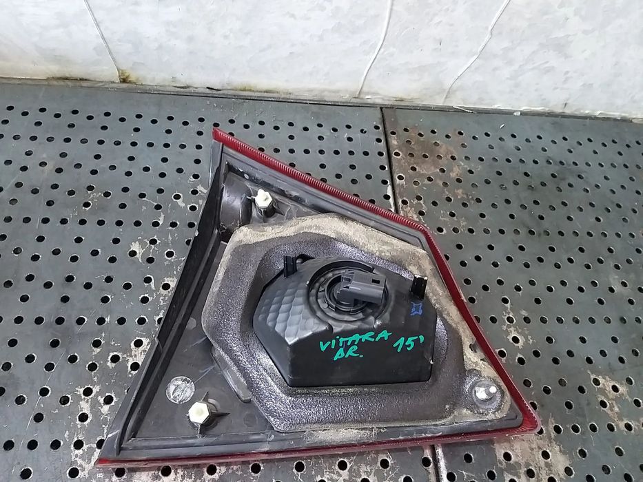 Stop tripla lampa dreapta haion suzuki vitara ly