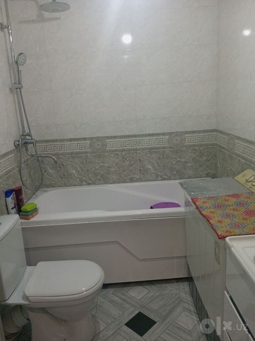 Qoyliq dehqon bozori yonida qizlar va ayolarga  yangi