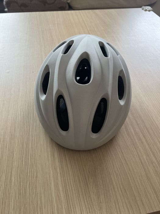 Каска за колело BMW