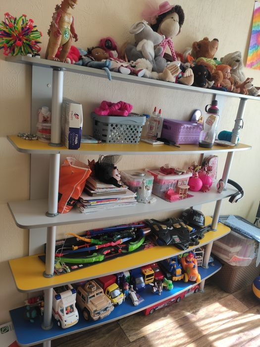 Продам мебель в детскую комнату