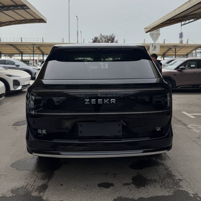 Zeekr 9X Ultra 70 квт фулл  2025