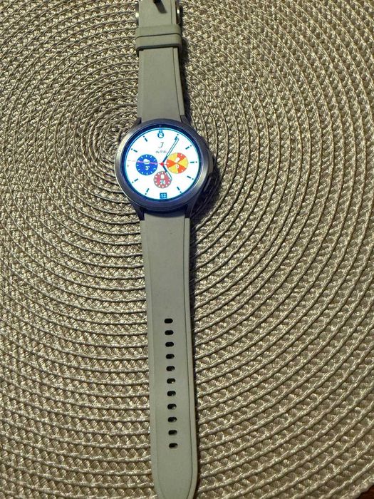 Samsung Galaxy Watch4 Classic BT-SMR890