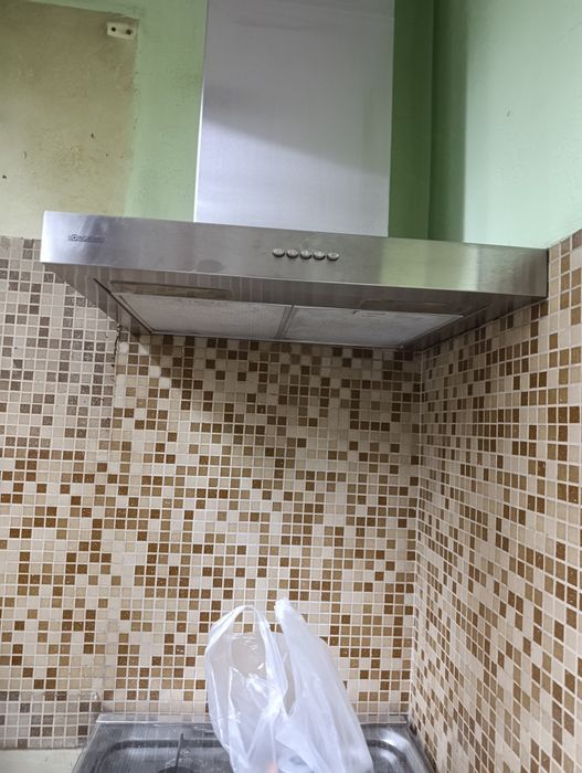 Вытяжка бу. В хорошем состояний