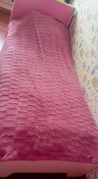 Продаю кровать для девочки