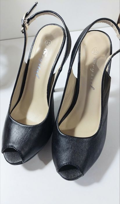 Sandale noi elegante marimea 35