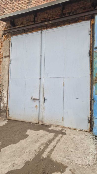 продам ворота для помещения