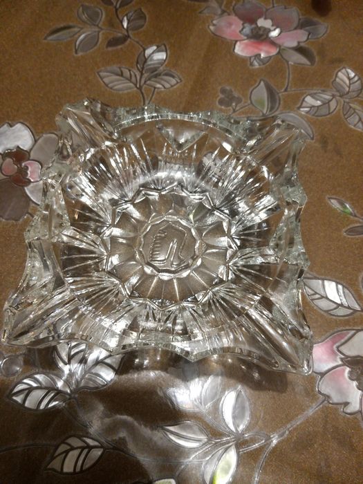 Пепельница хрустальная