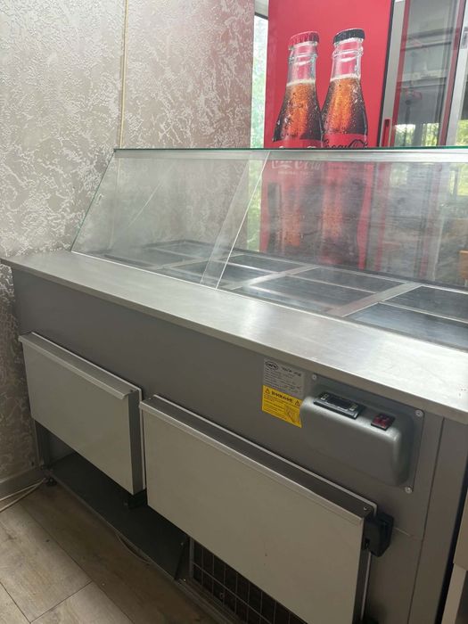 Продавам цялостно оборудване за заведение за бързо хранене