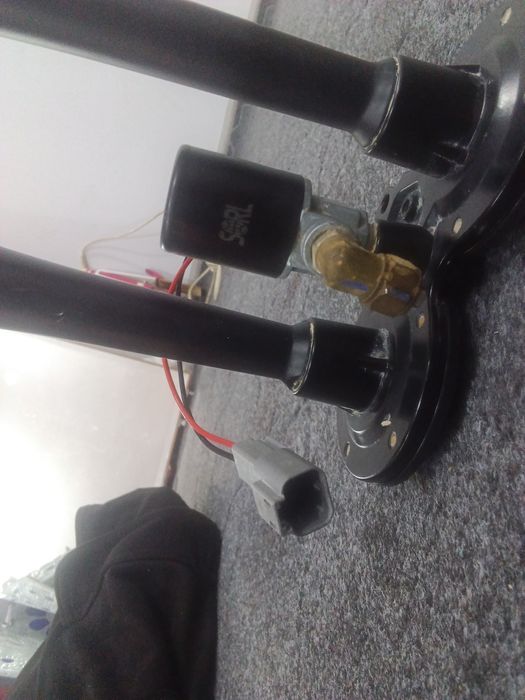 CEC pnevmo signal 24V sotiladi
Ikki trubali, holati yaxshi, kuchli ovo