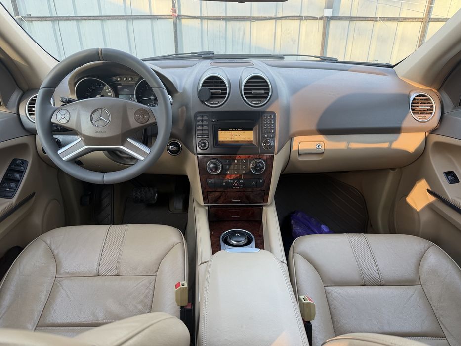 ML 300 CDI 4MATIC -variante auto-