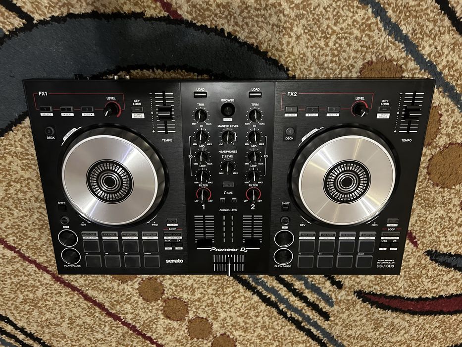 Consolă DJ Pioneer DDJ-SB3 – Stare Excelentă – Ideală Începători