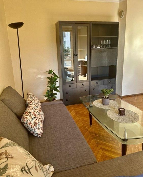 Дава се под наем Тристаен апартамент в София, Стрелбище - 95 кв.м за 745 € - Снимка #2
