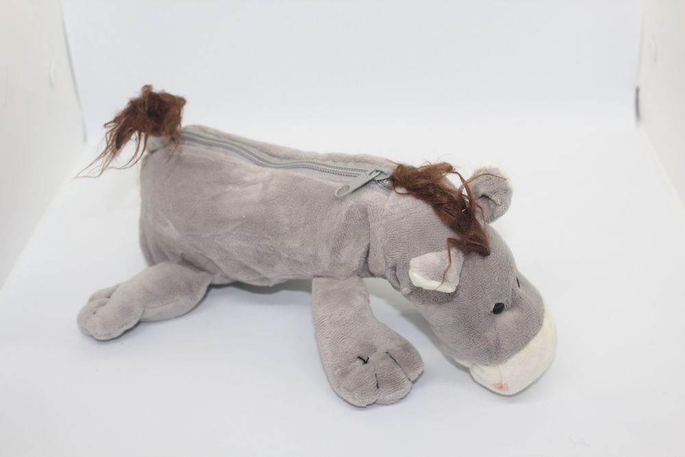 Пенал школьный игрушка