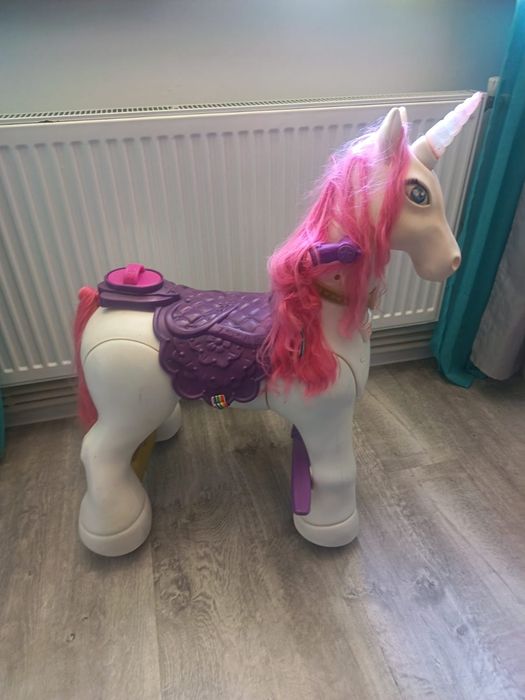 Unicorn căluț electric