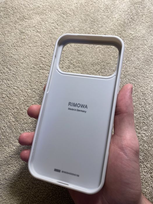 Премиум Калъф RIMOWA Original Aluminium Groove за iPhone 17 pro Max