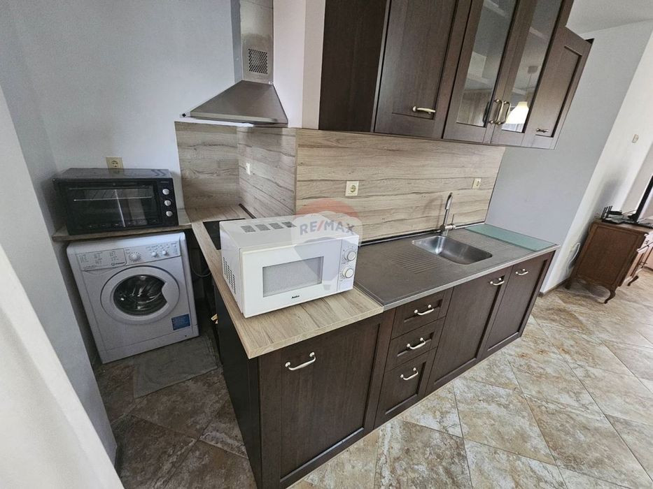 Дава се под наем Тристаен апартамент в Варна, Нептун - 70 кв.м за 700 € - Снимка #2