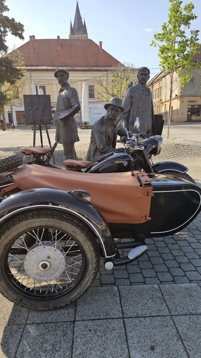Motocicleta cu atas retro KMZ 750 anul 1963