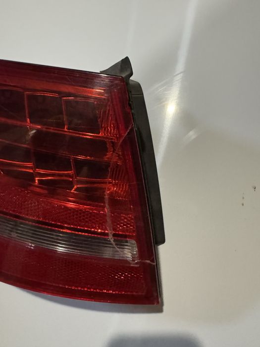 Ляв стоп за Ауди А4 Б8