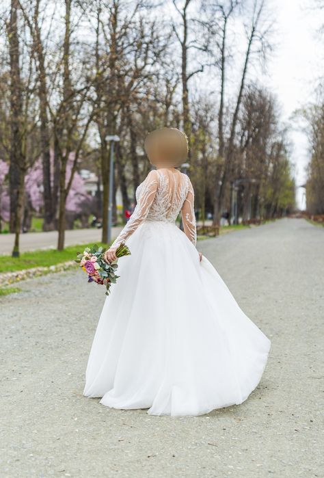 Vând Rochie de Mireasă