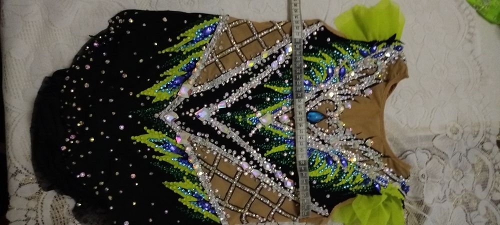 Купальник для художественной гимнастики  на девочку 9-13 лет